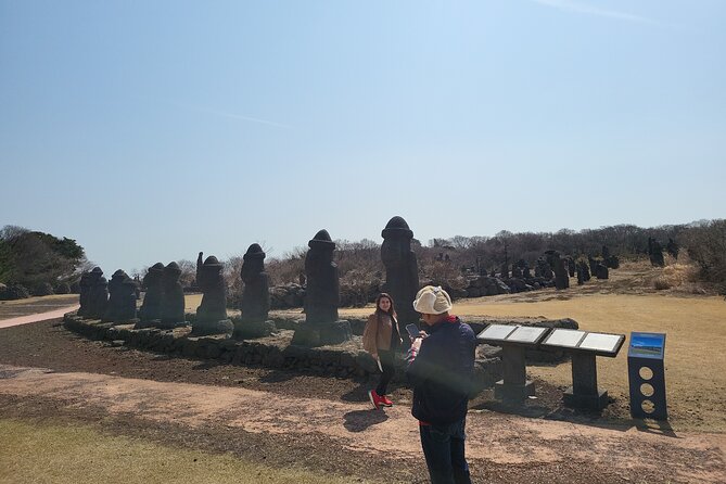 Private Tour Sangumburi Crater & Jeju Stone Park in Jeju Island - Cancellation and Refund Policy