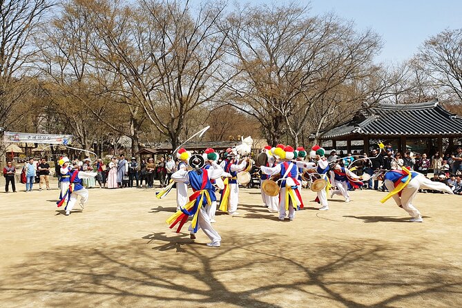 Private Tour : Royal Palace & Traditional Villages Wearing Hanbok - Cancellation and Refund Policy