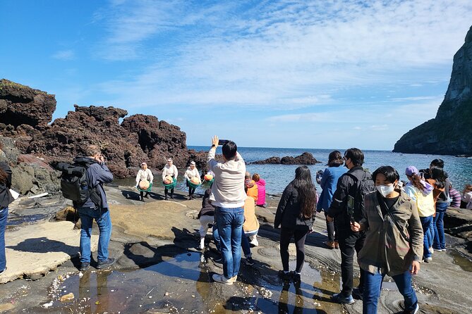 10 Hour Private Guided Taxi Tour in Jeju(High Recommend) - Important Notes and Reminders