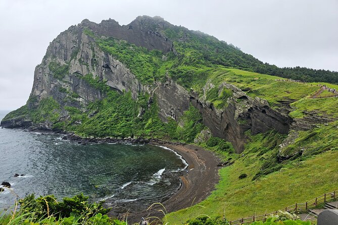 Jeju Day Tour(East & South)- Depart Jeju Airport, Finish Anywhere - Just The Basics